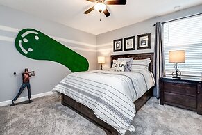 8 Bed 5 Ba Villa with Games, Pool & Spa