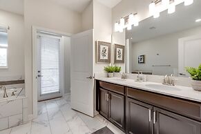 8 Bed 5 Ba Villa with Games, Pool & Spa