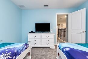 8 Bed 5 Ba Villa with Games, Pool & Spa