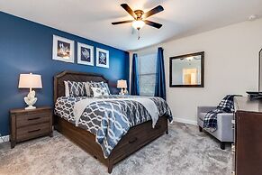 8 Bed 5 Ba Villa with Games, Pool & Spa