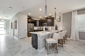 8 Bed 5 Ba Villa with Games, Pool & Spa