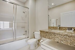 Modern Magic Village Resort Townhouse 7620