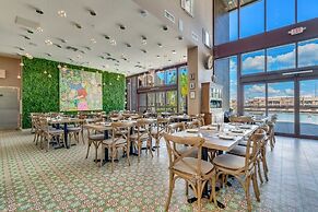 Modern Magic Village Resort Townhouse 7620