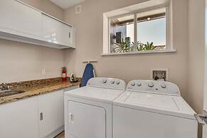 Modern Magic Village Resort Townhouse 7620