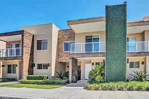 Modern Magic Village Resort Townhouse 7620