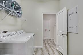 5 Bed 4 Ba Villa with Game Room, Pool & Spa