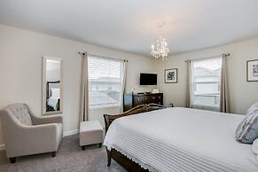 5 Bed 4 Ba Villa with Game Room, Pool & Spa