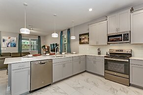 Champions Gate 9 Bdrm 5 BTH