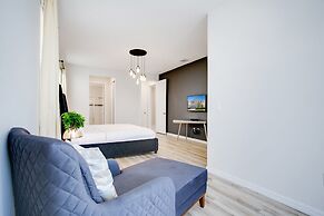 Fabulous 8 Bed Villa Pool & Spa, Movie Theater 1805c