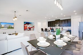 Fabulous 8 Bed Villa Pool & Spa, Movie Theater 1805c