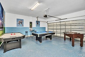 5bed 4.5ba Villa Games Pool