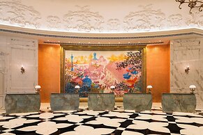 Grand Lisboa Palace Macau