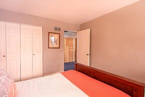 Classic Stowe Ski 3 Bedroom Chalet by RedAwning