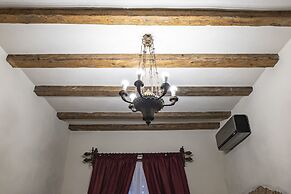 The Throne Boutique Hotel