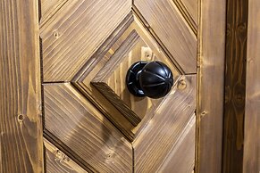 The Throne Boutique Hotel