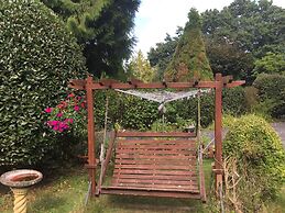 Immaculate 4-bed Apartment in Bournemouth & spa