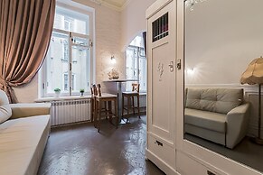 Merchant House by Sokroma