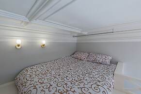 Merchant House by Sokroma