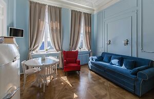 Merchant House by Sokroma