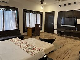 Aakritii Hotels