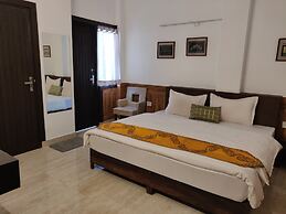 Aakritii Hotels