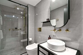 Melbourne City Apartment Hotel