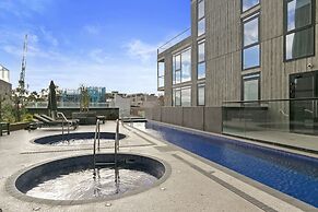 Melbourne City Apartment Hotel