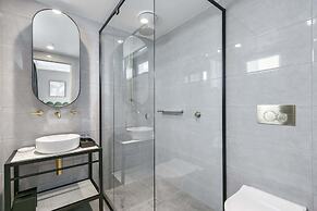 Melbourne City Apartment Hotel