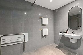 Melbourne City Apartment Hotel