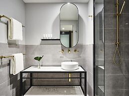 Melbourne City Apartment Hotel