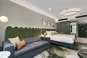 Melbourne City Apartment Hotel
