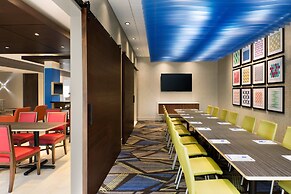 Holiday Inn Express & Suites Kokomo South by IHG
