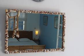 Innaxos Studios, Viewing Apollo Temple