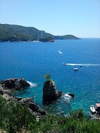 Toms House 0 Quiet Family House Between Paleokastritsa n Dassia n Ipso
