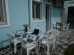 Toms House 0 Quiet Family House Between Paleokastritsa n Dassia n Ipso