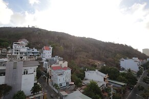 HANZ Nam Anh Hotel & Apartment