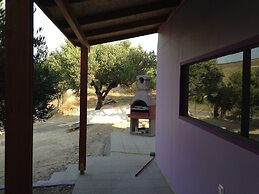 New and Colorful Studio Near Airport and Beach in Heraklion