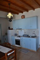 Villa Ioanna - Vacation Houses for Rent Close to the Beach