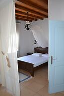 Villa Ioanna - Vacation Houses for Rent Close to the Beach