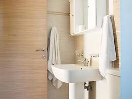 Relaxing Studio With Veranda 'n Garden