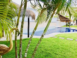 Room-superior Basic Room With Swimming P