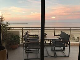 Collector Beach Loft