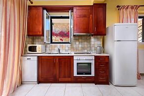 Luxury Villa Lemonia With Private Pool