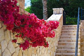 Luxury Villa Lemonia With Private Pool