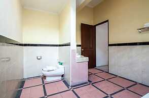 8-BR Private Pool Villa Walk to Seminyak Beach