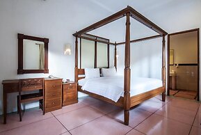 PB - 7BR - V5 & V1 7BR Private Pool Villa, Walk to Seminyak Beach