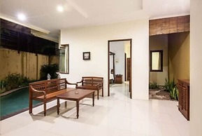 PB - 7BR - V5 & V1 7BR Private Pool Villa, Walk to Seminyak Beach