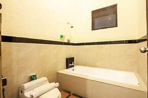 PB - 7BR - V5 & V1 7BR Private Pool Villa, Walk to Seminyak Beach