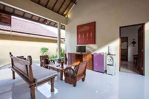 PB - 6BR- V1 & V3 6BR Private Pool Villa, Walk to Seminyak Beach