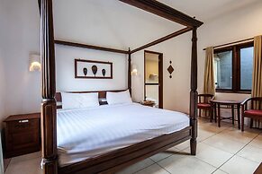 PB - 6BR- V1 & V3 6BR Private Pool Villa, Walk to Seminyak Beach